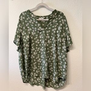 The best short sleeve blouse!